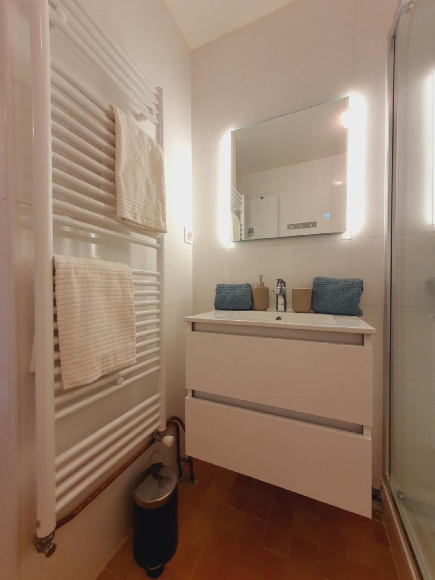 T2 Traversant Familial Cap Sud Parking Plages - Rossiconciergerie - Linge En Option La Grande-Motte Exterior photo